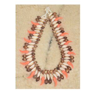 Vintage Choker Puka Shell Funky Coral Flair Necklace